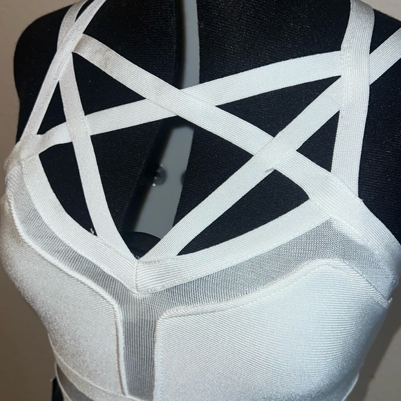 Bebé Mesh & Cage bandage dress - Picture 5 of 13